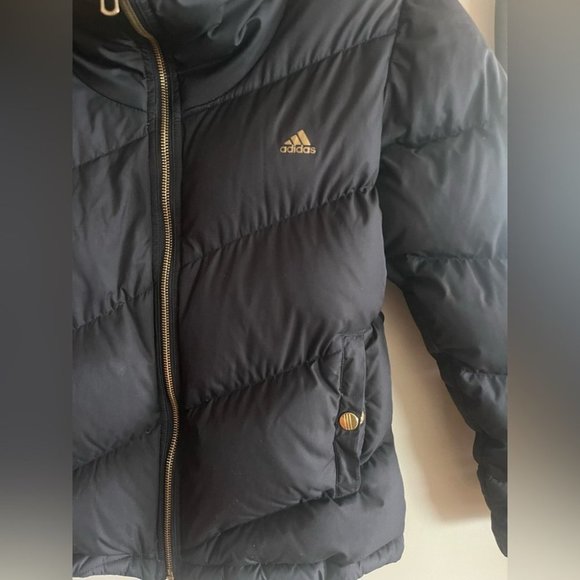 Adidas Women’s Black Puffer Jacket with Gold Detailing - Picture 2 of 9